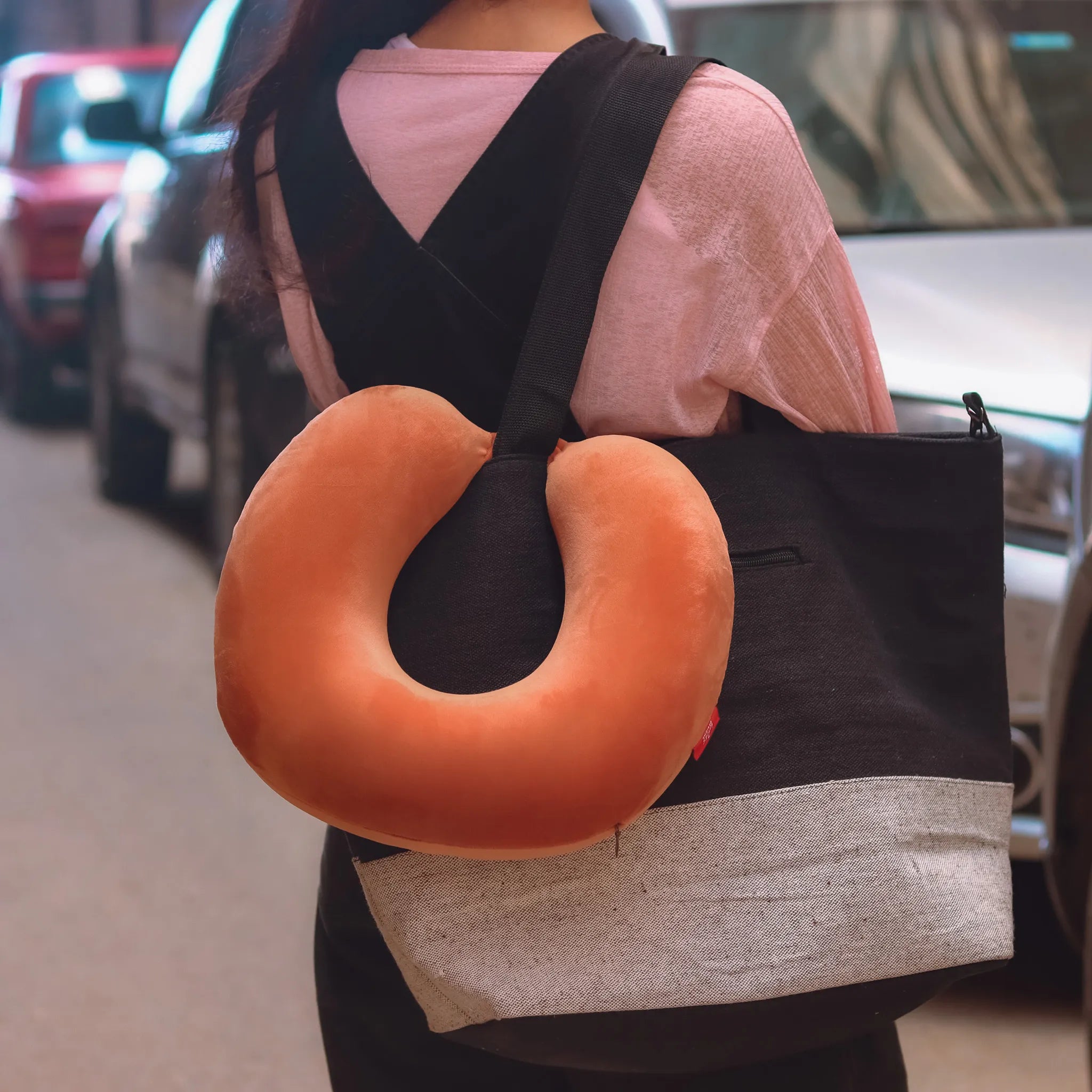 Dawenha Neck Pillow | Camel