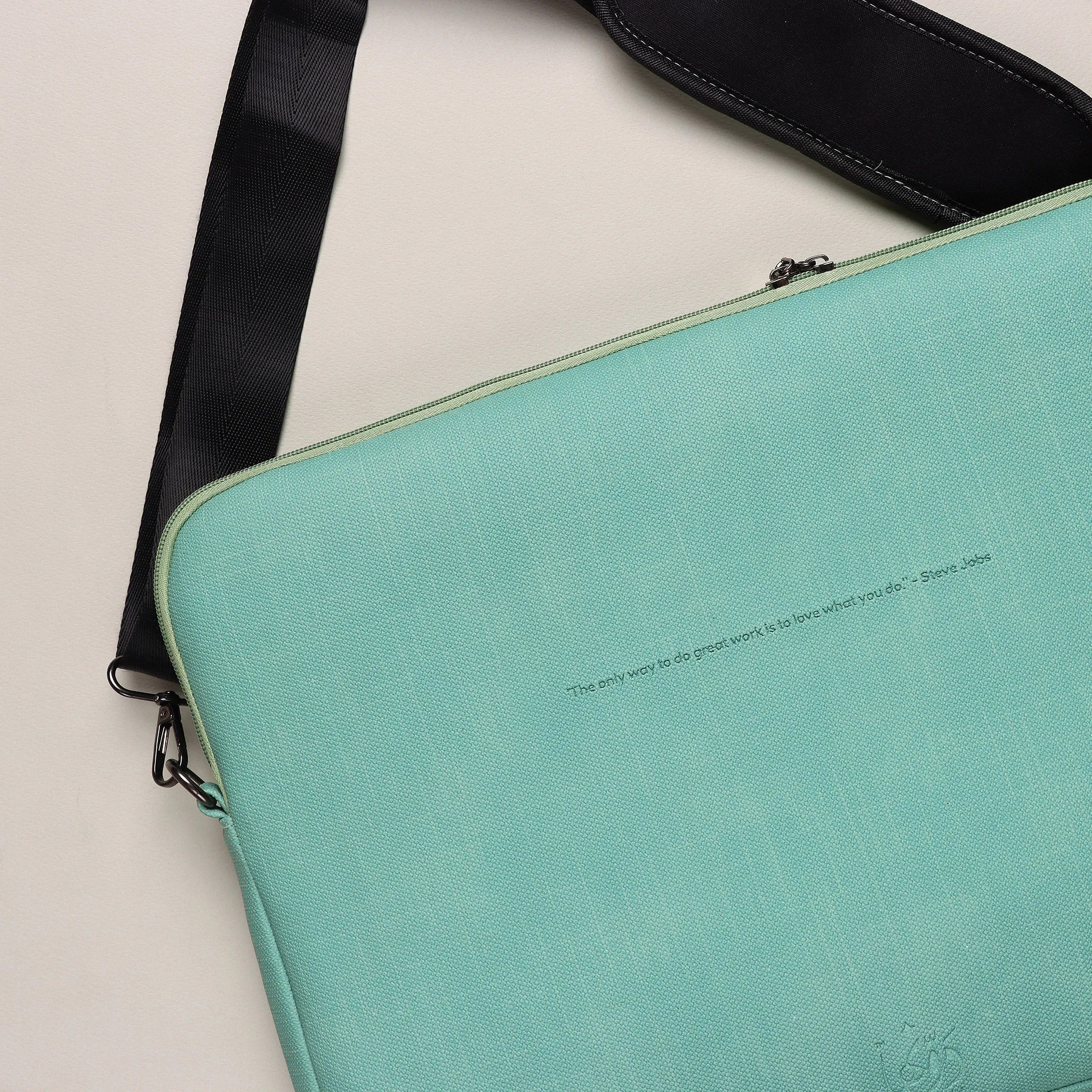 Shoulder Laptop Sleeve  | Pistachio