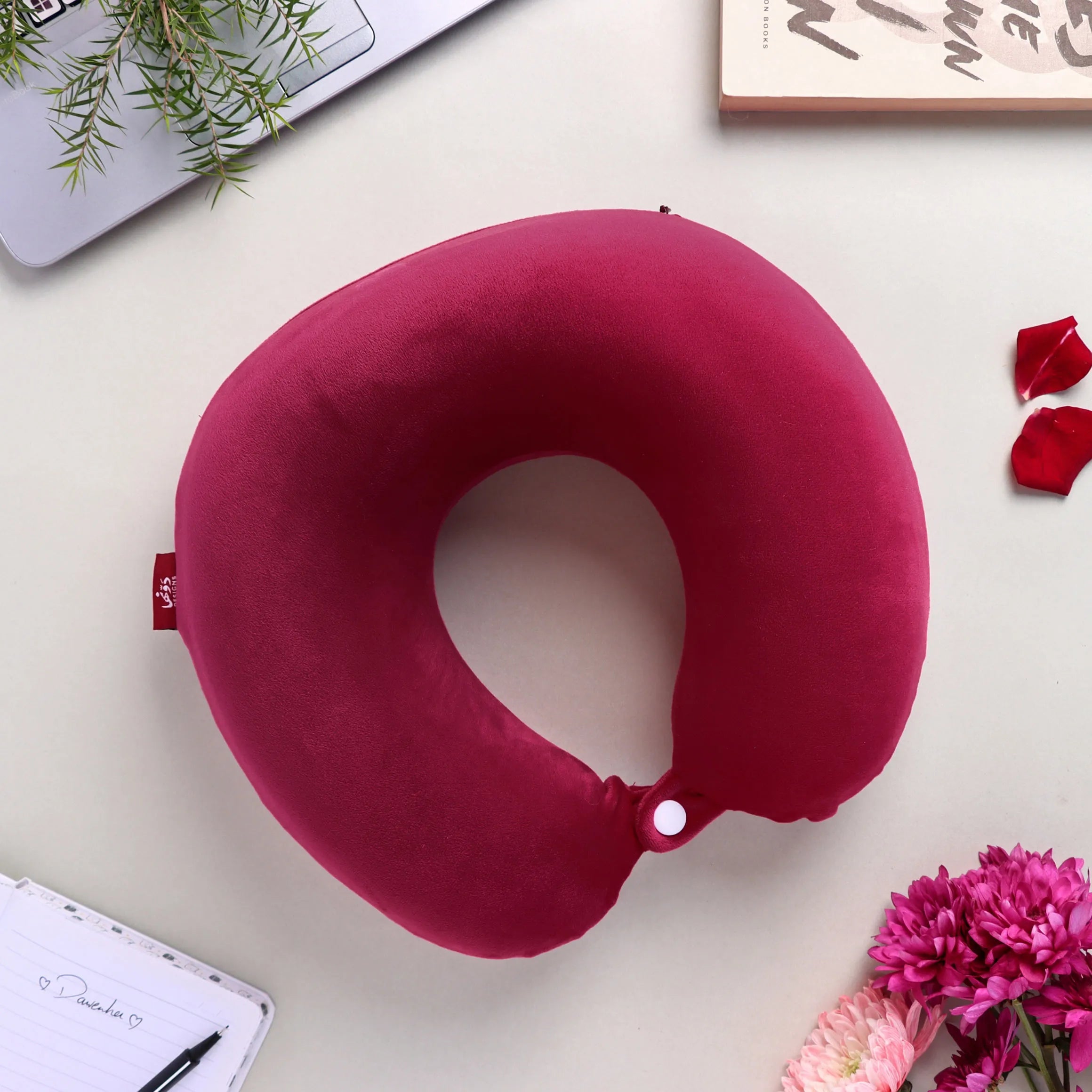 Dawenha Neck Pillow | Grape